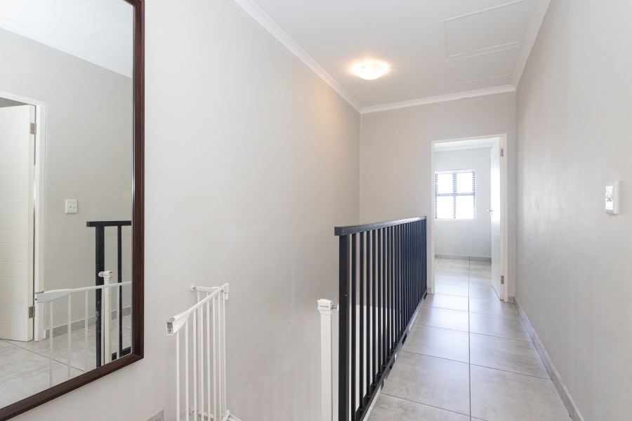 To Let 2 Bedroom Property for Rent in Stonewood Security Estate Western Cape
